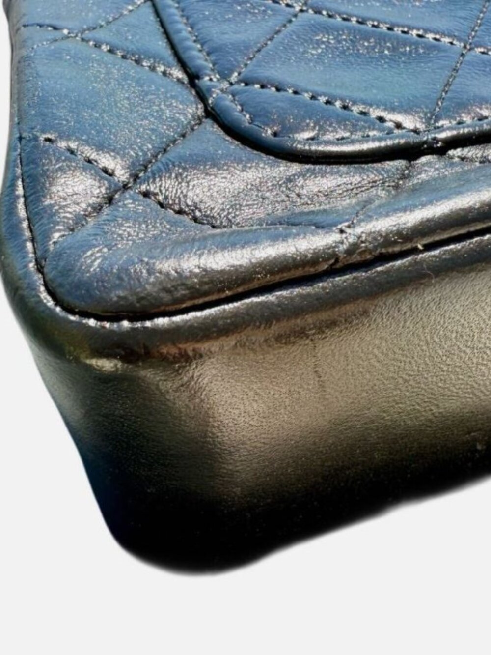 Vintage Chanel Black Lambskin Mini Single Flap Handbag - Picture 4 of 13